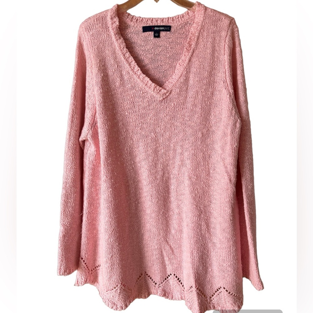 Women’s pullover sweater